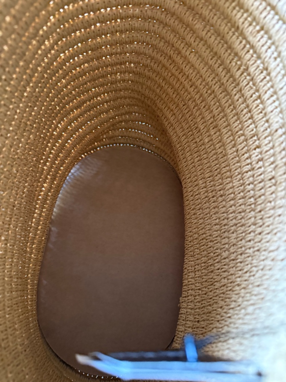 Ralph Lauren Beige Straw Tote with White Leather Trim. New with tags - Picture 3 of 4